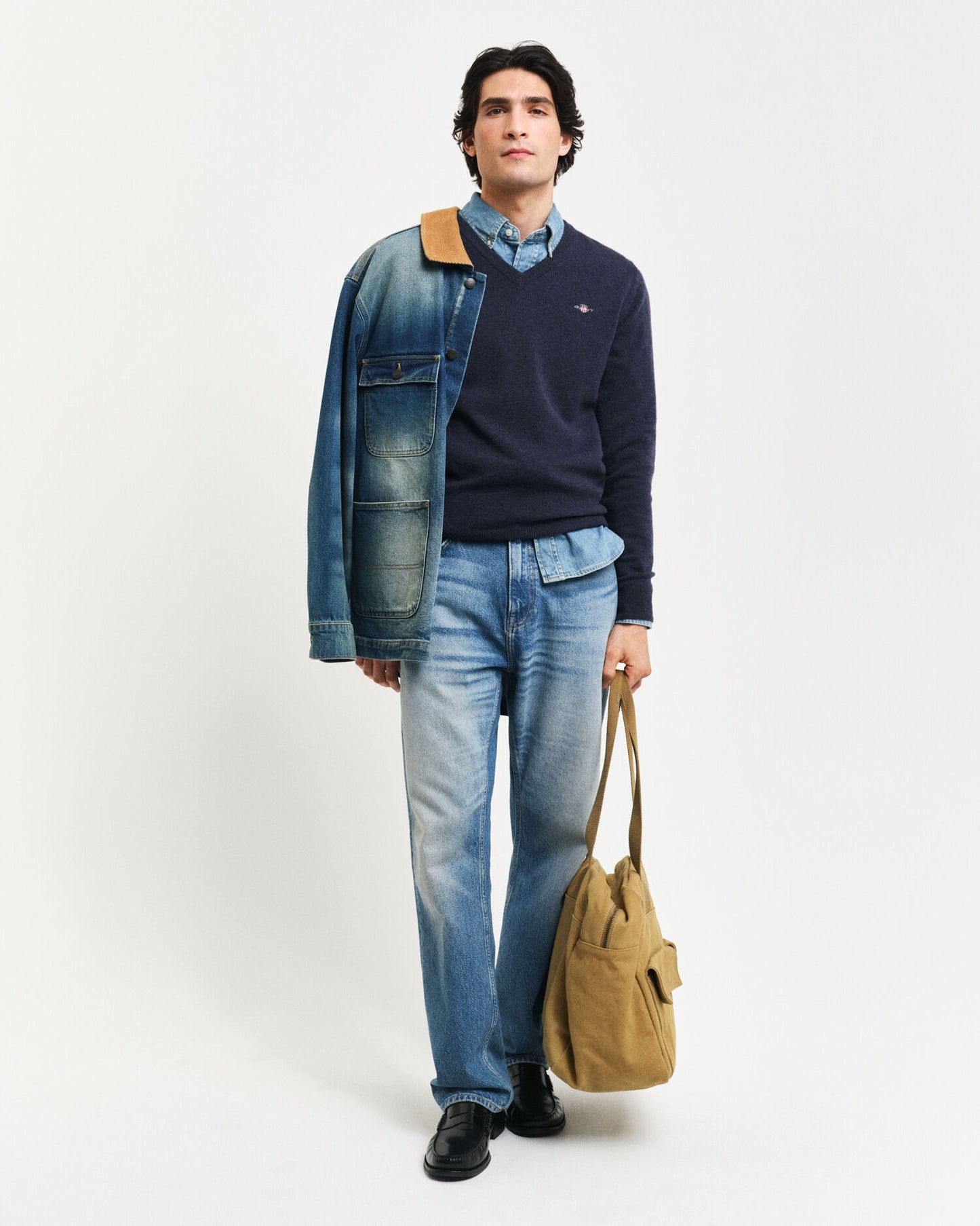 Feinste Lammwolle V-Ausschnitt Pullover