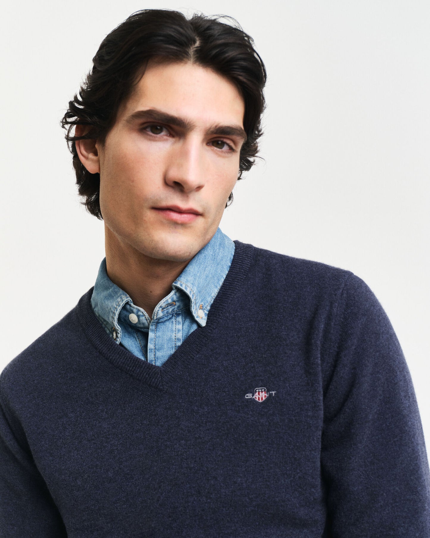 Feinste Lammwolle V-Ausschnitt Pullover