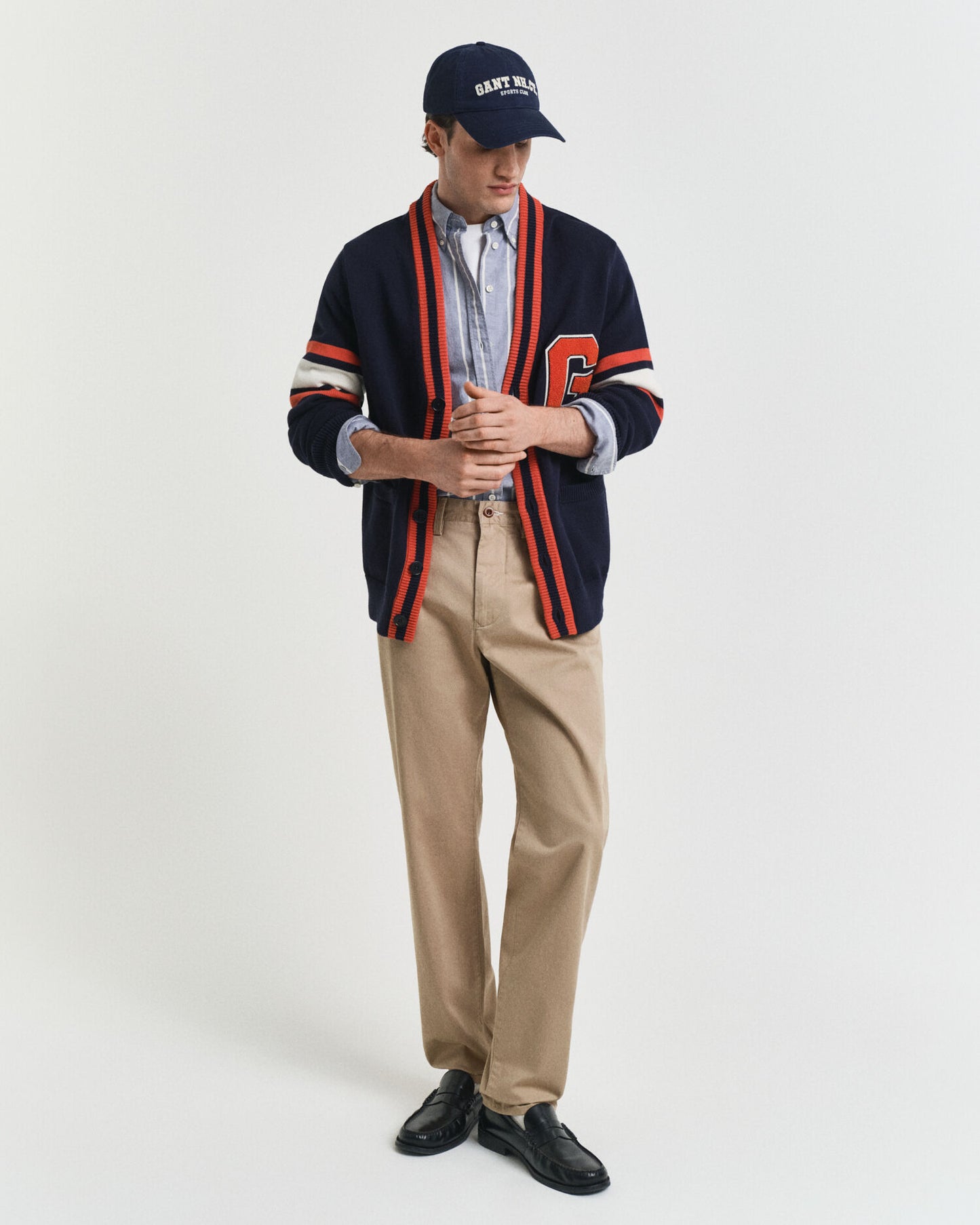 Chino en sergé coupe droite