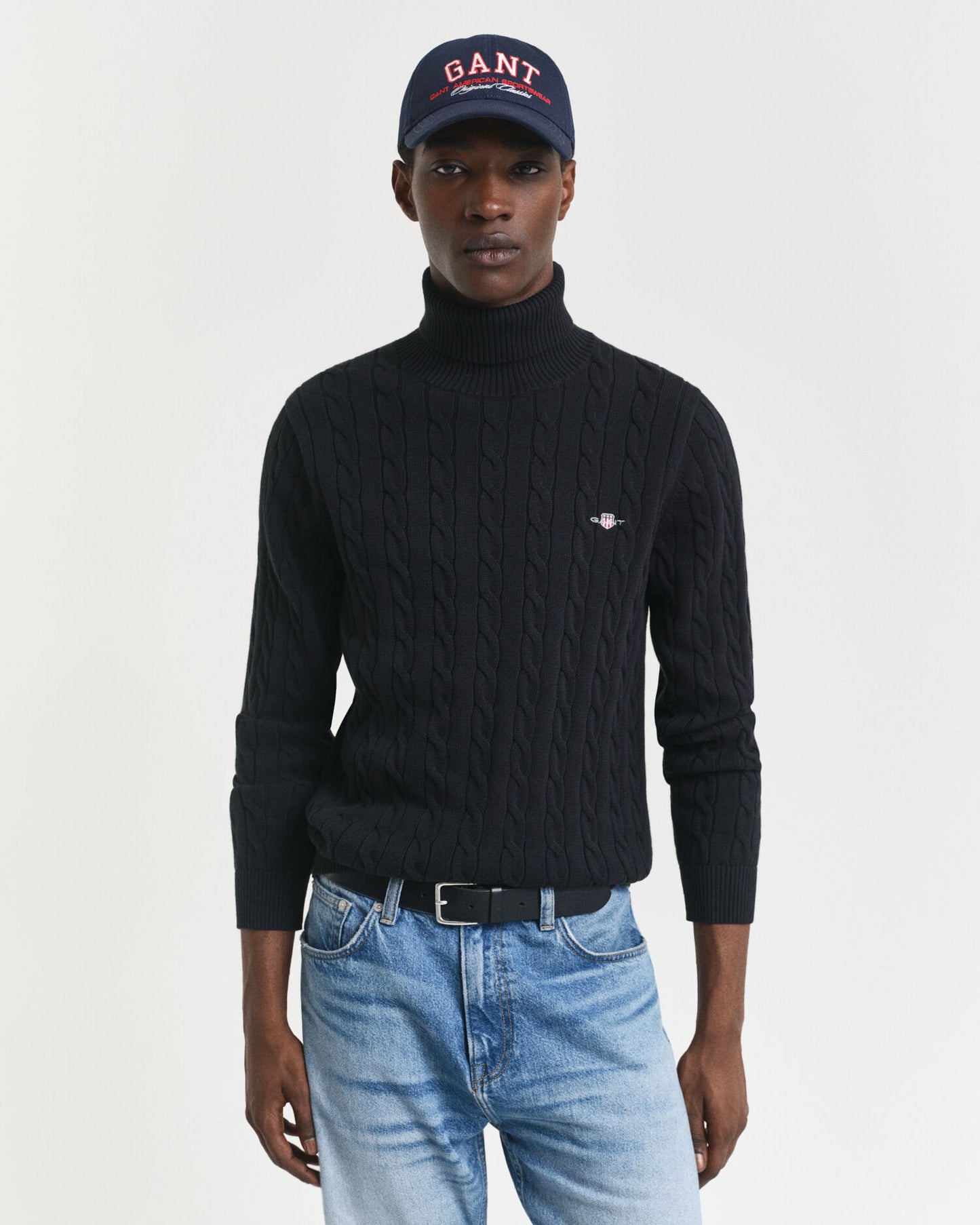 Baumwollrollkragenpullover mit Zopfmuster