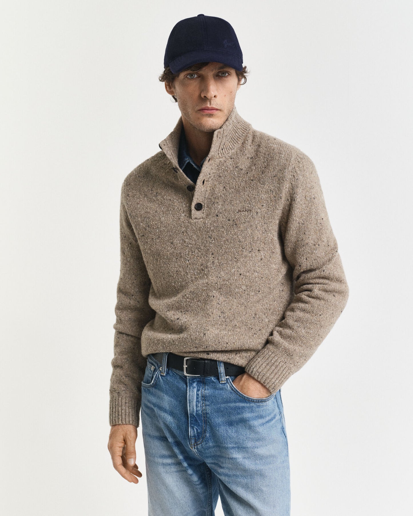Pullover aus Wollmischung mit Noppen und halber Knopfleiste