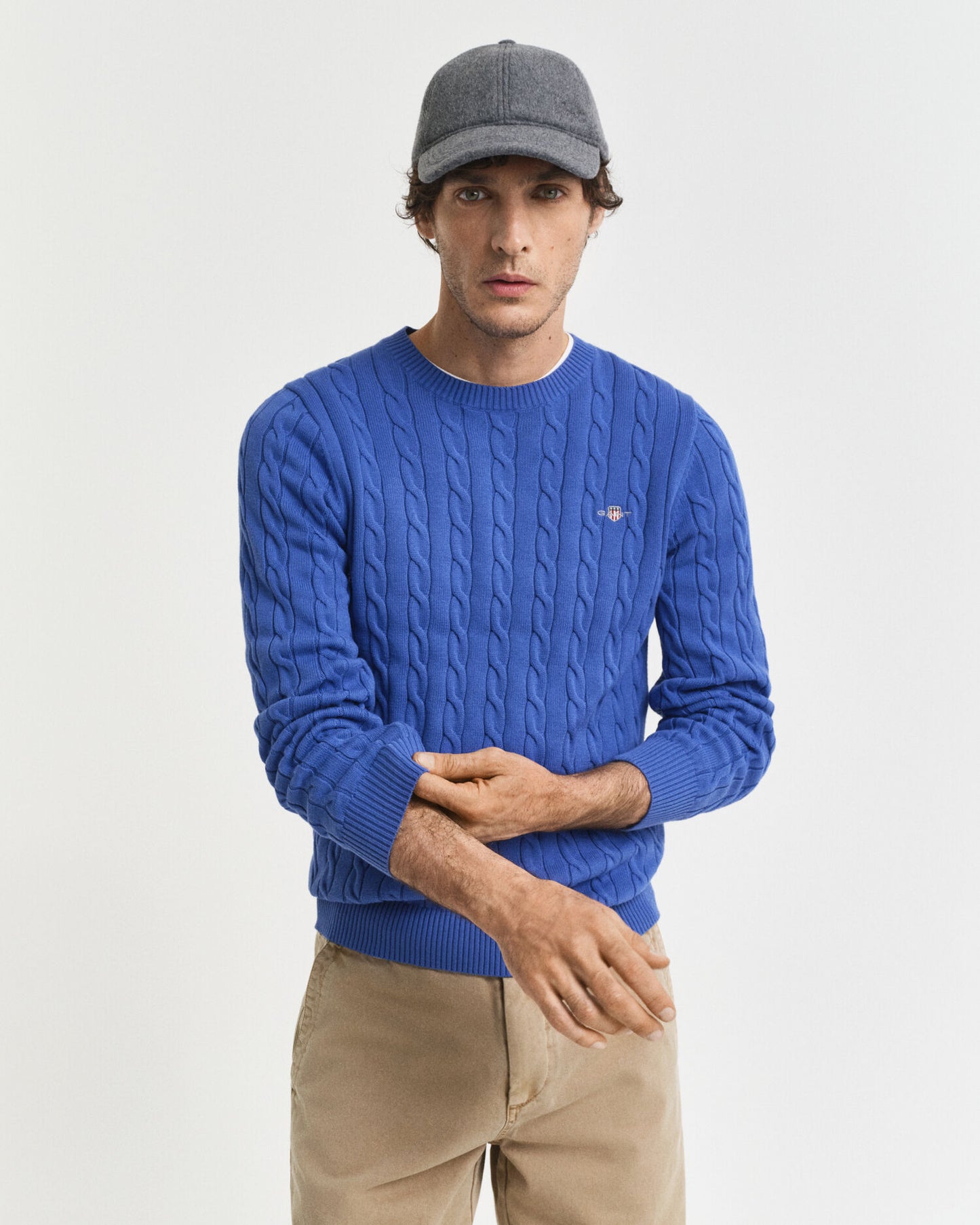 Pullover aus Baumwollzopfstrick mit Rundhalsausschnitt
