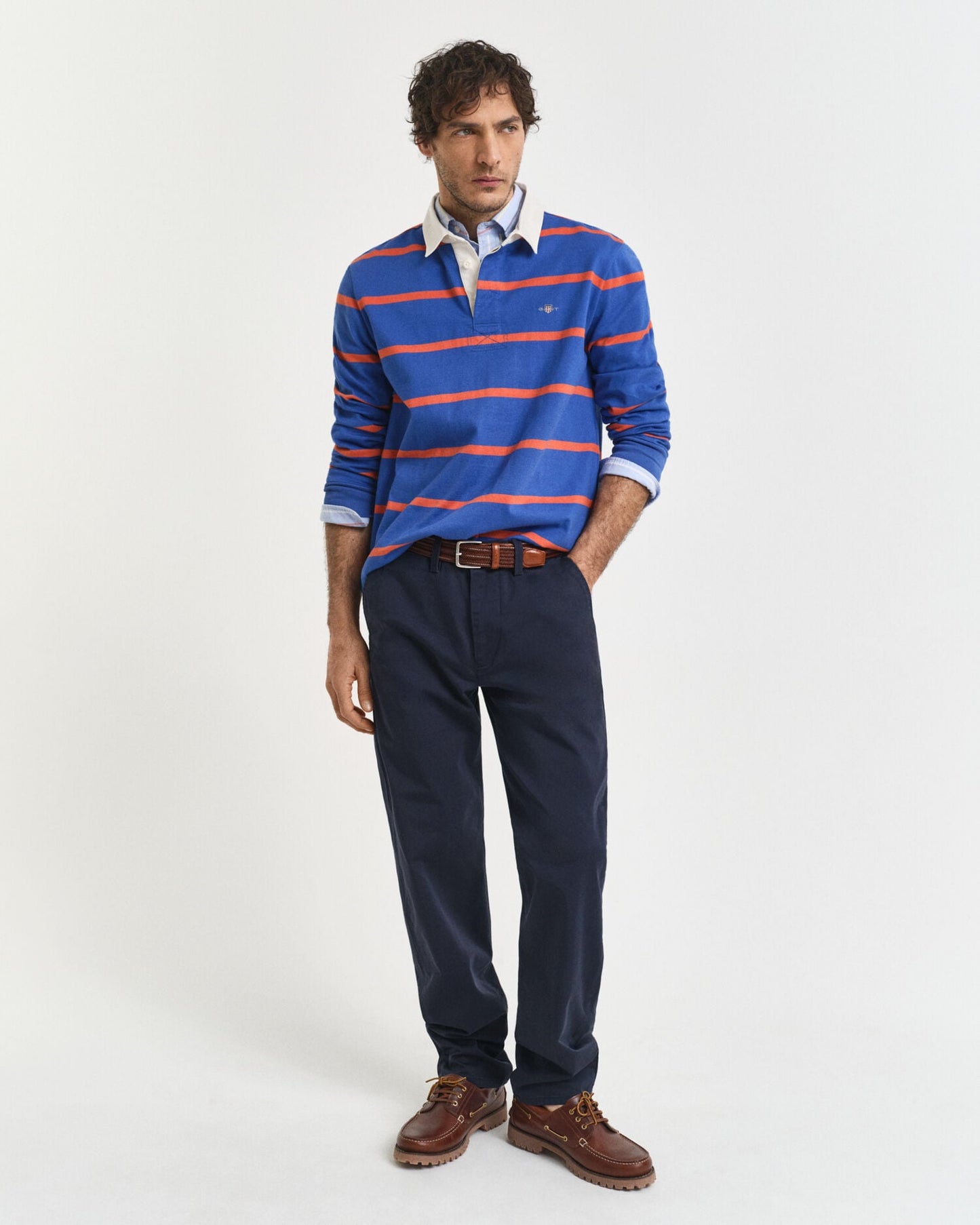 Chino en sergé coupe droite